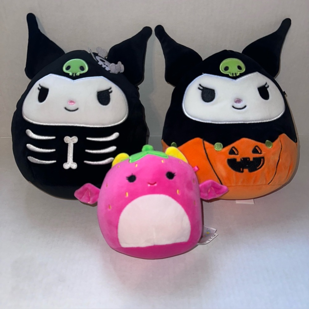 Squishmallows Kuromi Hello Kitty Halloween Jack O Lantern Bat Strawberry Bat